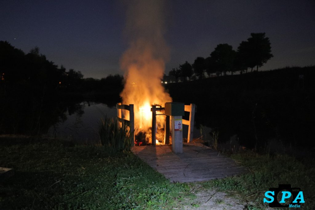 Brandstichting in Natuurspeelplaats Tuin van Floddertje Berkel en Rodenrijs